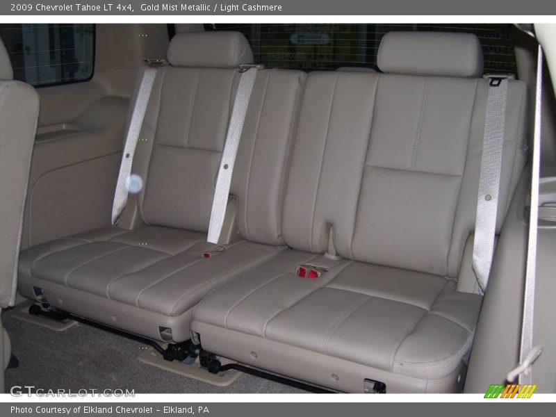 Gold Mist Metallic / Light Cashmere 2009 Chevrolet Tahoe LT 4x4