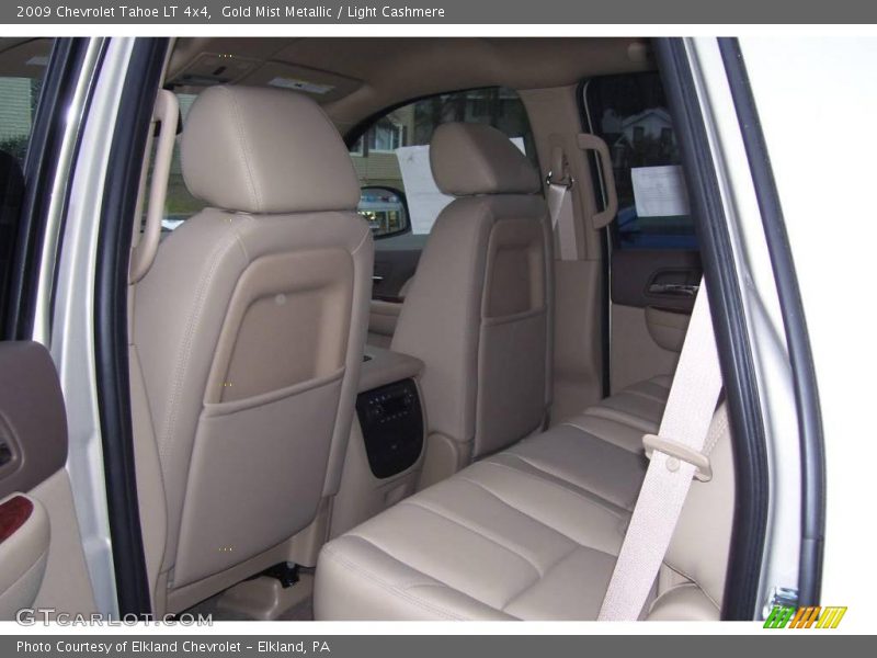 Gold Mist Metallic / Light Cashmere 2009 Chevrolet Tahoe LT 4x4