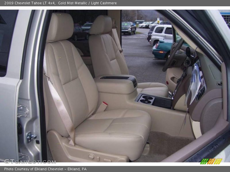 Gold Mist Metallic / Light Cashmere 2009 Chevrolet Tahoe LT 4x4