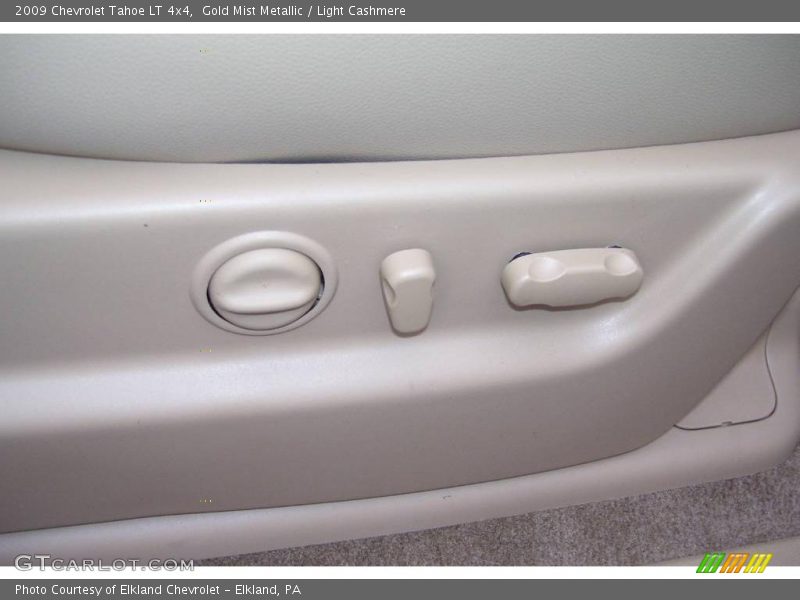 Gold Mist Metallic / Light Cashmere 2009 Chevrolet Tahoe LT 4x4