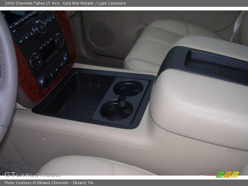Gold Mist Metallic / Light Cashmere 2009 Chevrolet Tahoe LT 4x4