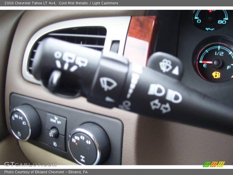 Gold Mist Metallic / Light Cashmere 2009 Chevrolet Tahoe LT 4x4