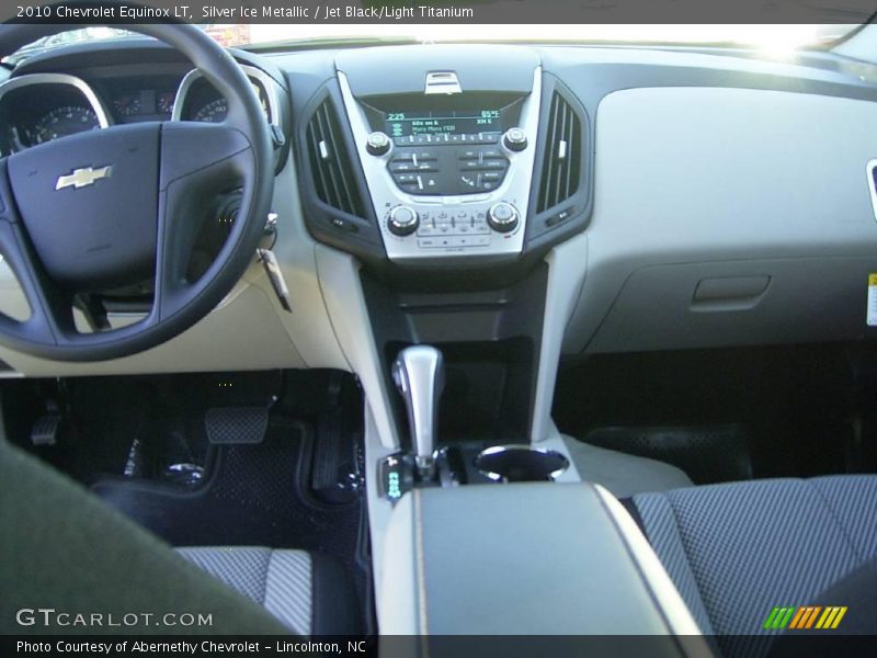 Silver Ice Metallic / Jet Black/Light Titanium 2010 Chevrolet Equinox LT