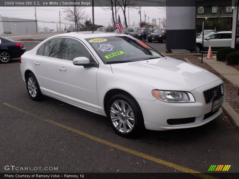 Ice White / Sandstone Beige 2009 Volvo S80 3.2