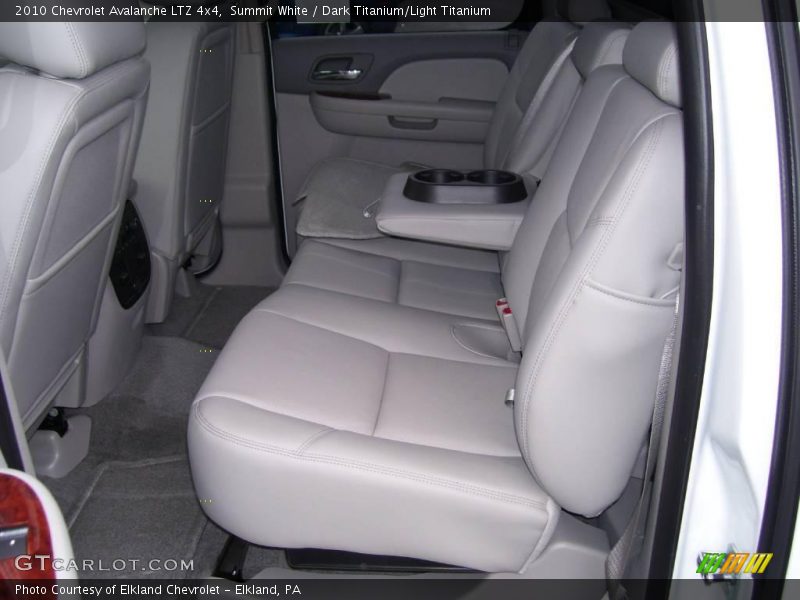 Summit White / Dark Titanium/Light Titanium 2010 Chevrolet Avalanche LTZ 4x4