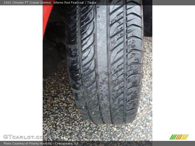Inferno Red Pearlcoat / Taupe 2002 Chrysler PT Cruiser Limited