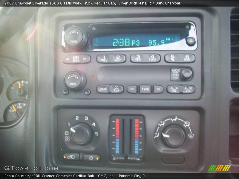 Silver Birch Metallic / Dark Charcoal 2007 Chevrolet Silverado 1500 Classic Work Truck Regular Cab