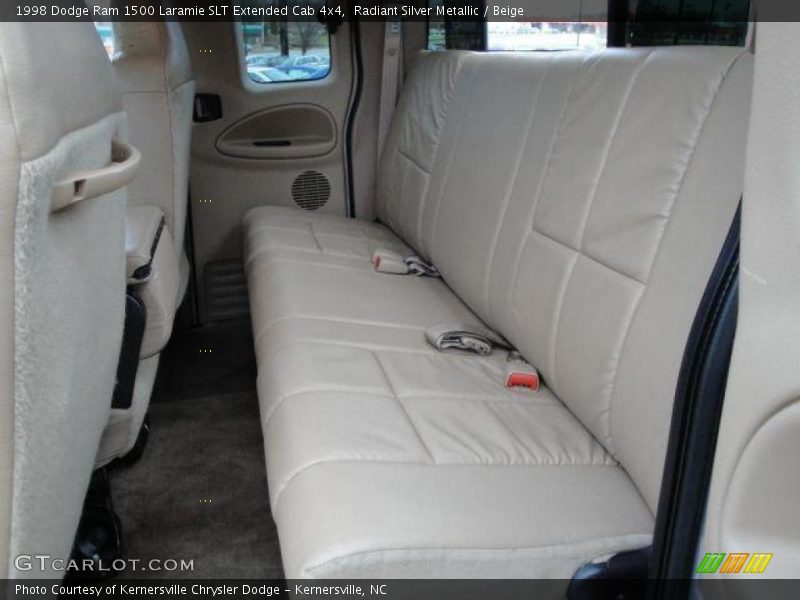 Radiant Silver Metallic / Beige 1998 Dodge Ram 1500 Laramie SLT Extended Cab 4x4