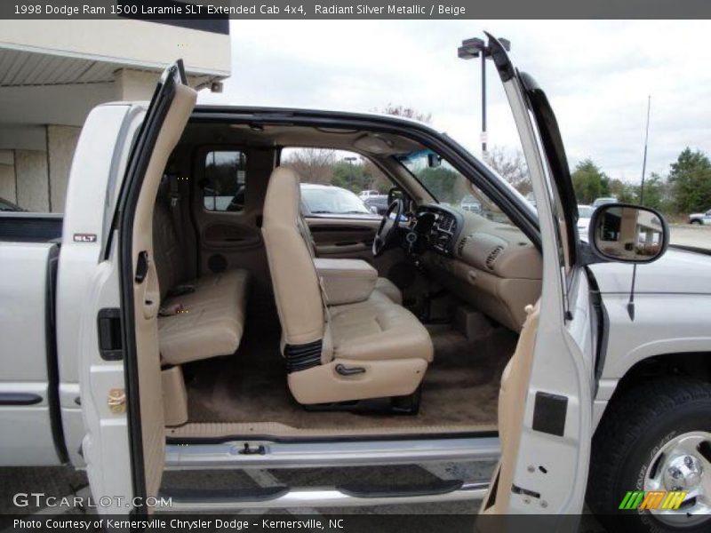 Radiant Silver Metallic / Beige 1998 Dodge Ram 1500 Laramie SLT Extended Cab 4x4