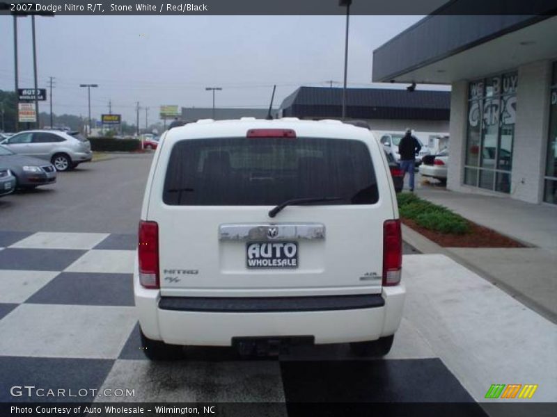 Stone White / Red/Black 2007 Dodge Nitro R/T