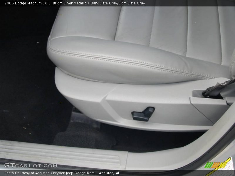 Bright Silver Metallic / Dark Slate Gray/Light Slate Gray 2006 Dodge Magnum SXT