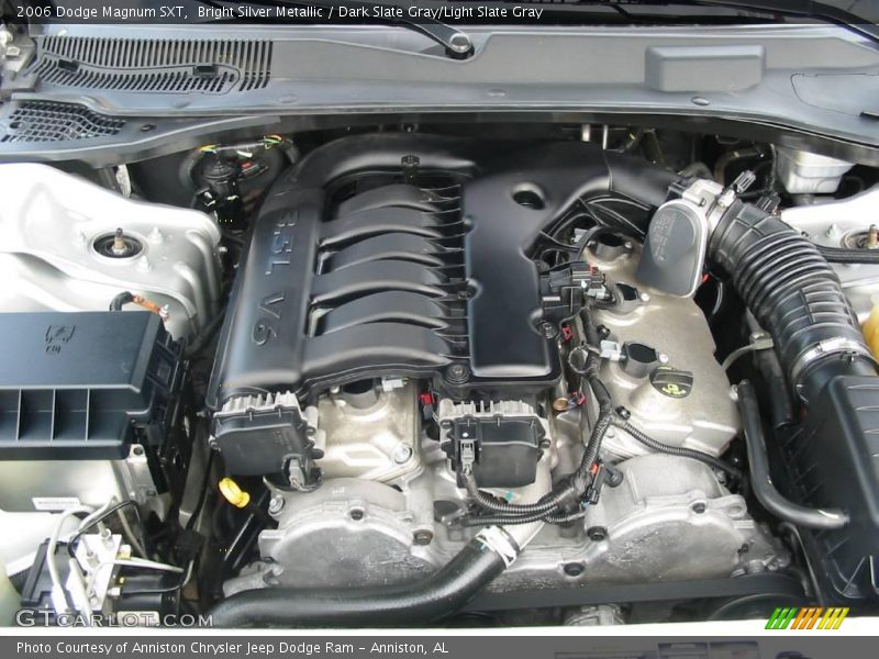 Bright Silver Metallic / Dark Slate Gray/Light Slate Gray 2006 Dodge Magnum SXT
