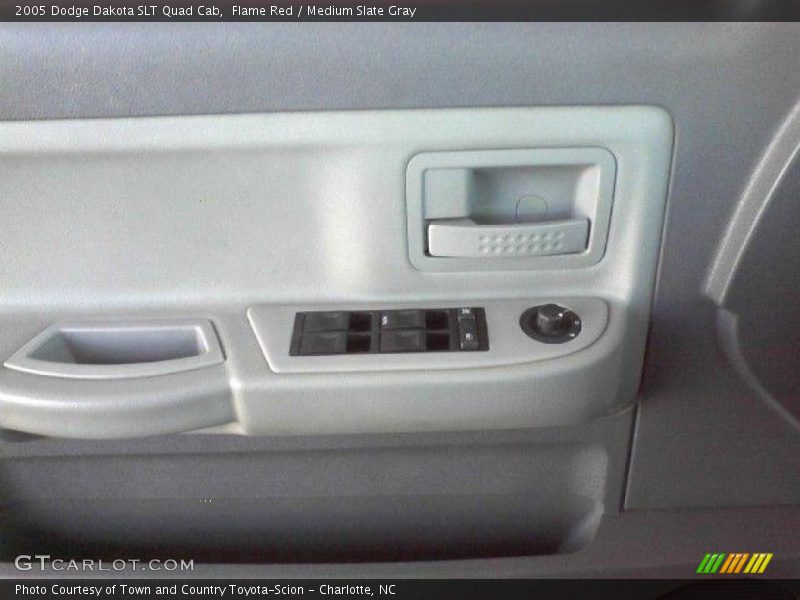 Flame Red / Medium Slate Gray 2005 Dodge Dakota SLT Quad Cab