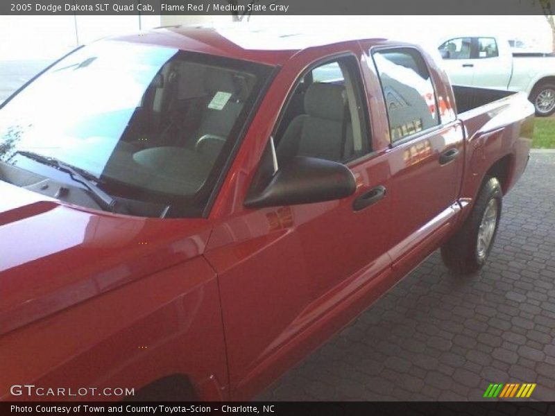 Flame Red / Medium Slate Gray 2005 Dodge Dakota SLT Quad Cab