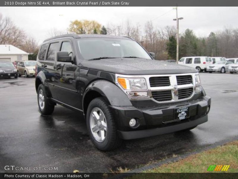 Brilliant Black Crystal Pearl / Dark Slate Gray 2010 Dodge Nitro SE 4x4