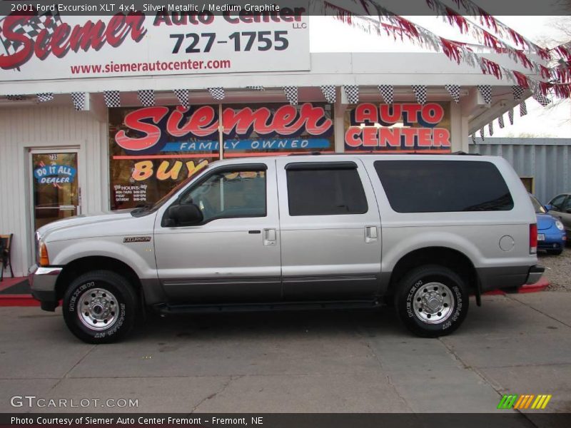 Silver Metallic / Medium Graphite 2001 Ford Excursion XLT 4x4