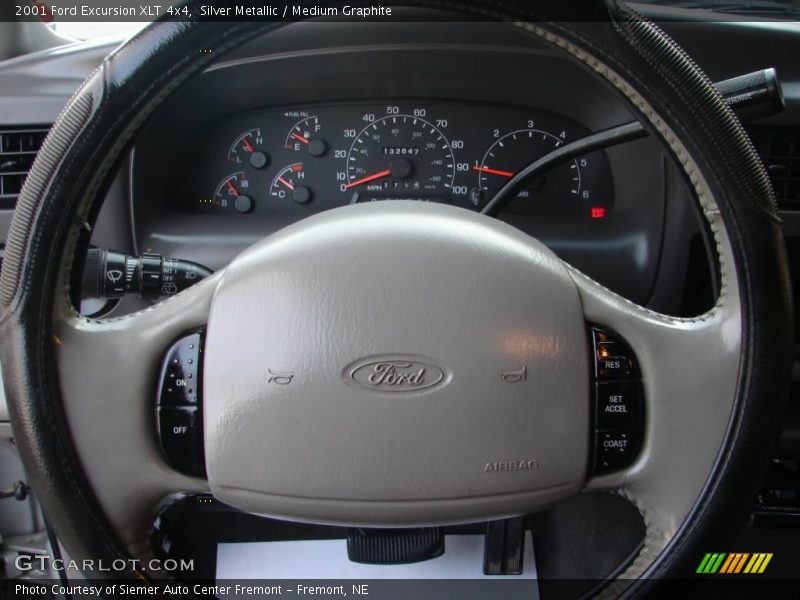 Silver Metallic / Medium Graphite 2001 Ford Excursion XLT 4x4