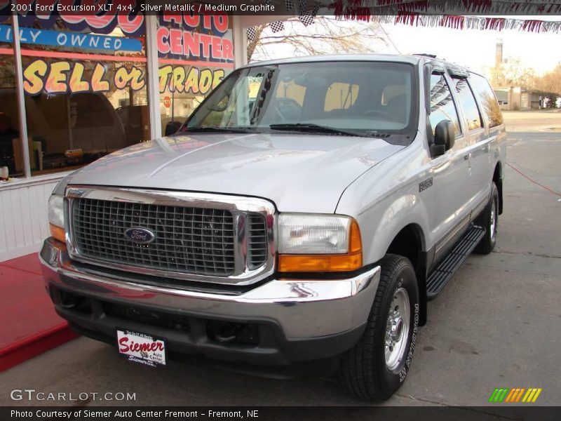 Silver Metallic / Medium Graphite 2001 Ford Excursion XLT 4x4