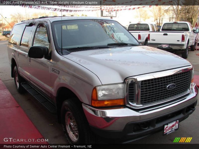 Silver Metallic / Medium Graphite 2001 Ford Excursion XLT 4x4