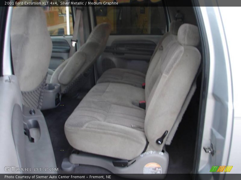 Silver Metallic / Medium Graphite 2001 Ford Excursion XLT 4x4