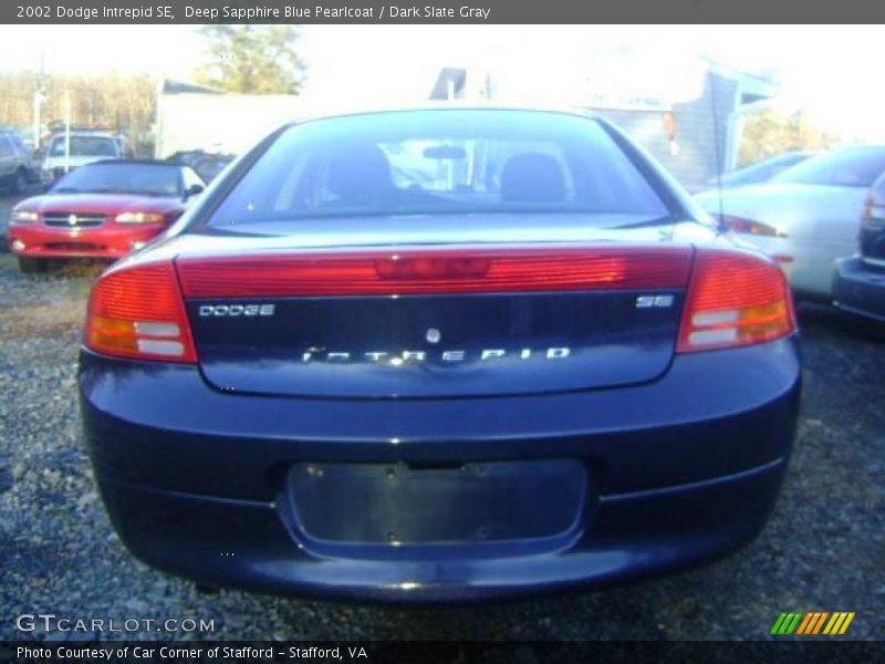 Deep Sapphire Blue Pearlcoat / Dark Slate Gray 2002 Dodge Intrepid SE