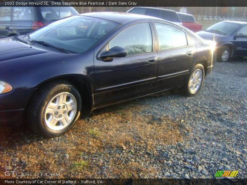 Deep Sapphire Blue Pearlcoat / Dark Slate Gray 2002 Dodge Intrepid SE