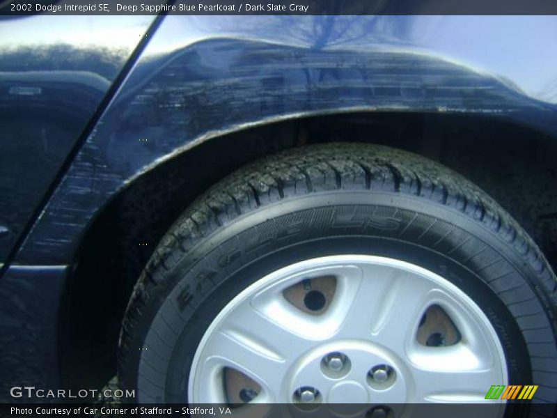 Deep Sapphire Blue Pearlcoat / Dark Slate Gray 2002 Dodge Intrepid SE