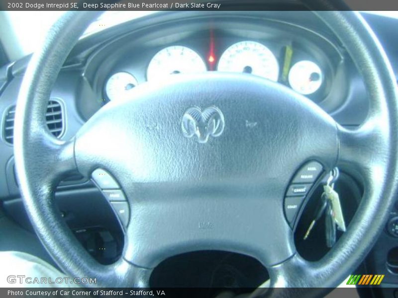 Deep Sapphire Blue Pearlcoat / Dark Slate Gray 2002 Dodge Intrepid SE