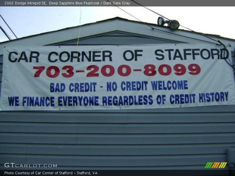 Deep Sapphire Blue Pearlcoat / Dark Slate Gray 2002 Dodge Intrepid SE