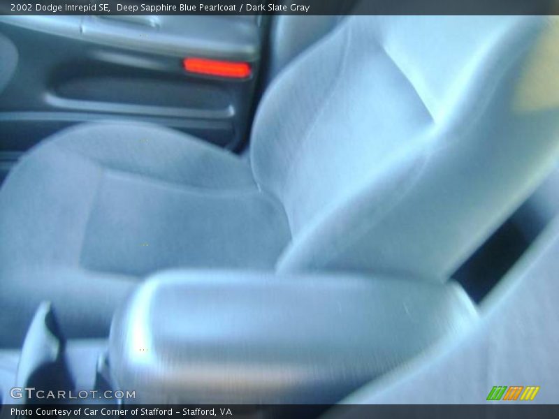 Deep Sapphire Blue Pearlcoat / Dark Slate Gray 2002 Dodge Intrepid SE