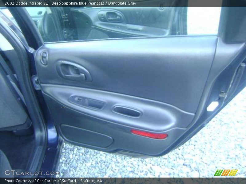 Deep Sapphire Blue Pearlcoat / Dark Slate Gray 2002 Dodge Intrepid SE