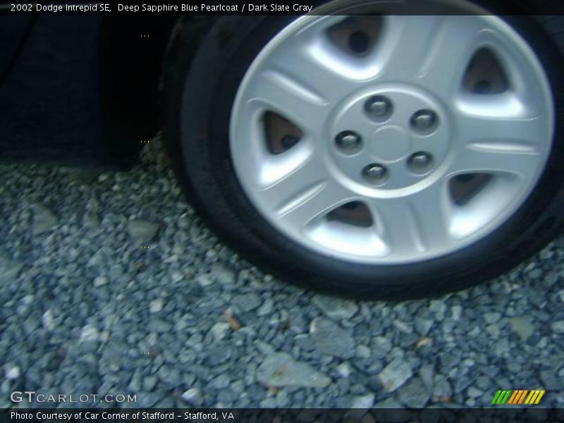 Deep Sapphire Blue Pearlcoat / Dark Slate Gray 2002 Dodge Intrepid SE