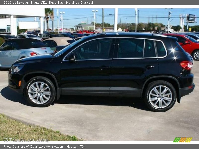 Deep Black Metallic / Charcoal 2010 Volkswagen Tiguan SEL
