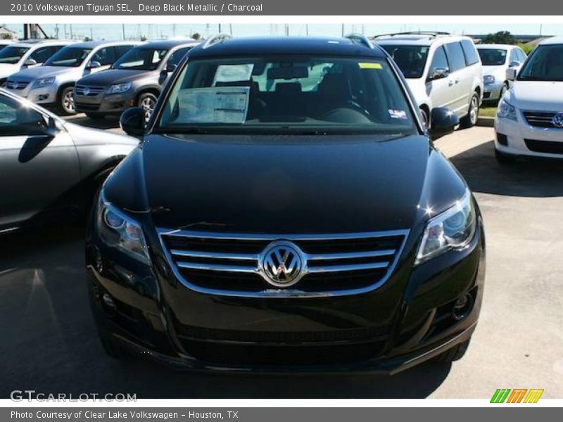 Deep Black Metallic / Charcoal 2010 Volkswagen Tiguan SEL