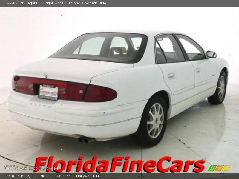 Bright White Diamond / Adriatic Blue 1999 Buick Regal LS