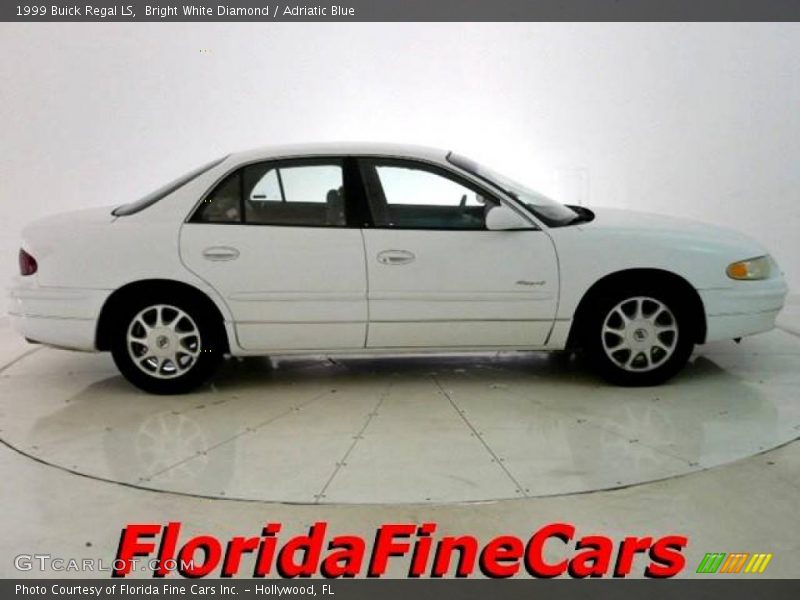 Bright White Diamond / Adriatic Blue 1999 Buick Regal LS
