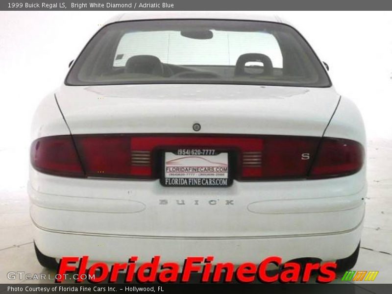 Bright White Diamond / Adriatic Blue 1999 Buick Regal LS