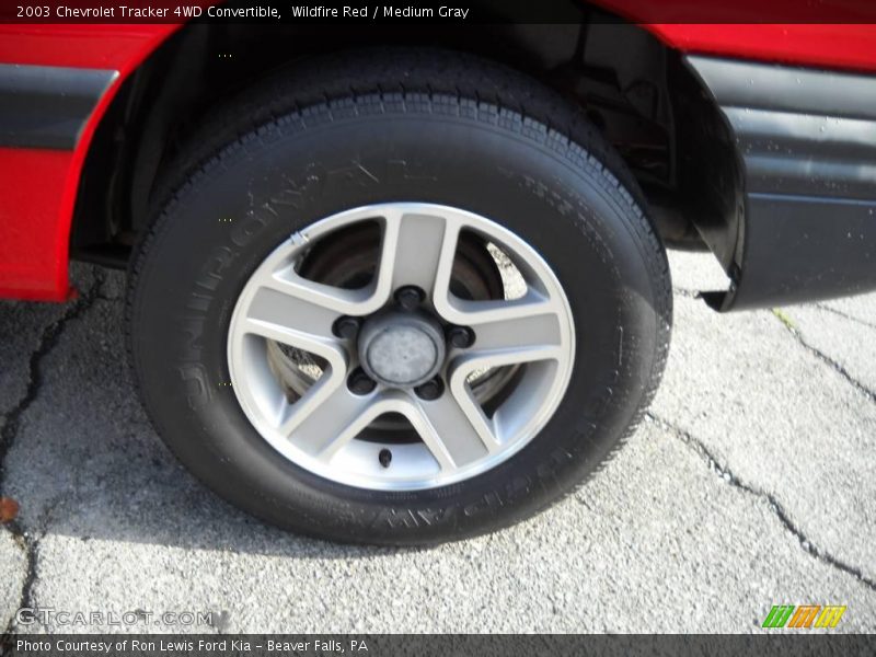 Wildfire Red / Medium Gray 2003 Chevrolet Tracker 4WD Convertible