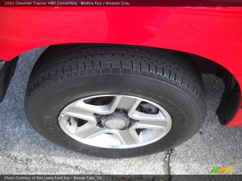 Wildfire Red / Medium Gray 2003 Chevrolet Tracker 4WD Convertible