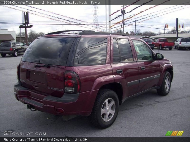 Majestic Red Metallic / Medium Pewter 2004 Chevrolet TrailBlazer LS