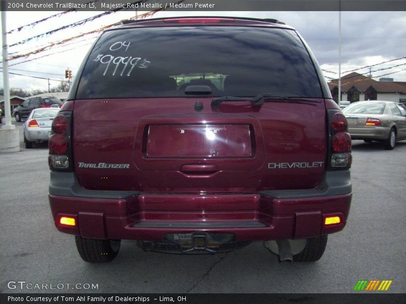 Majestic Red Metallic / Medium Pewter 2004 Chevrolet TrailBlazer LS