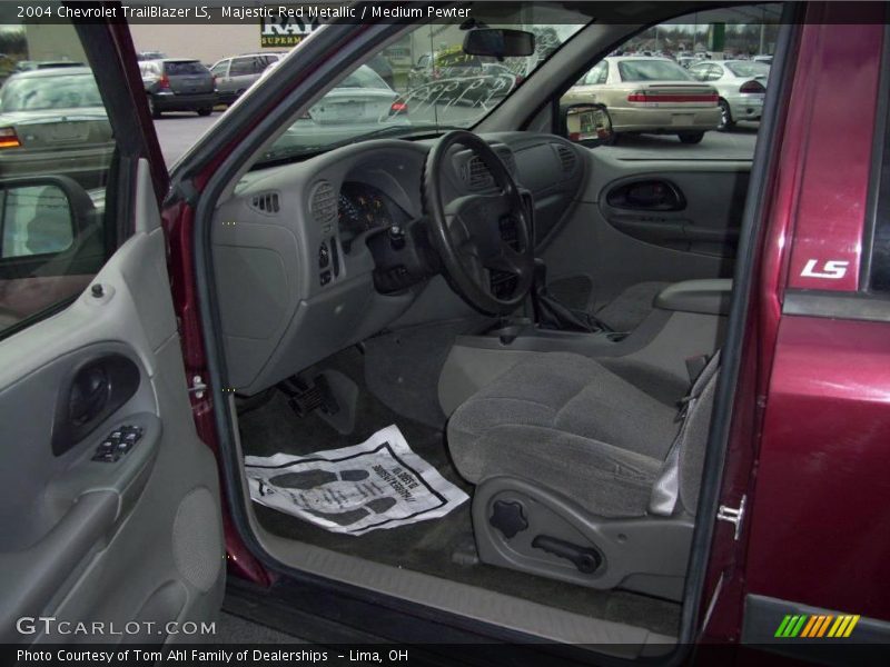 Majestic Red Metallic / Medium Pewter 2004 Chevrolet TrailBlazer LS
