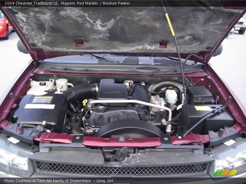 Majestic Red Metallic / Medium Pewter 2004 Chevrolet TrailBlazer LS