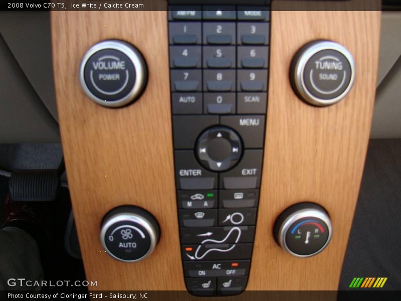 Ice White / Calcite Cream 2008 Volvo C70 T5