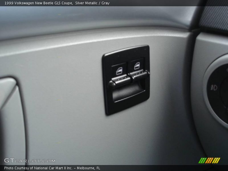 Silver Metallic / Gray 1999 Volkswagen New Beetle GLS Coupe