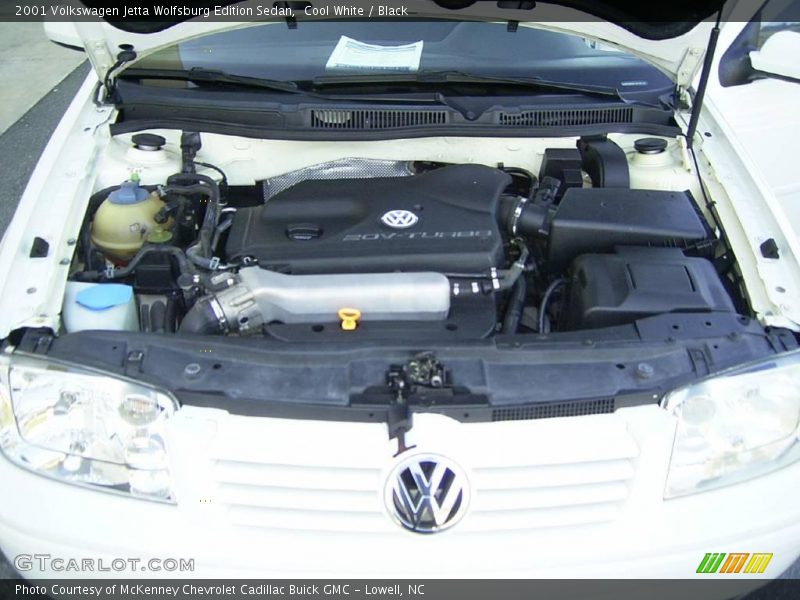 Cool White / Black 2001 Volkswagen Jetta Wolfsburg Edition Sedan