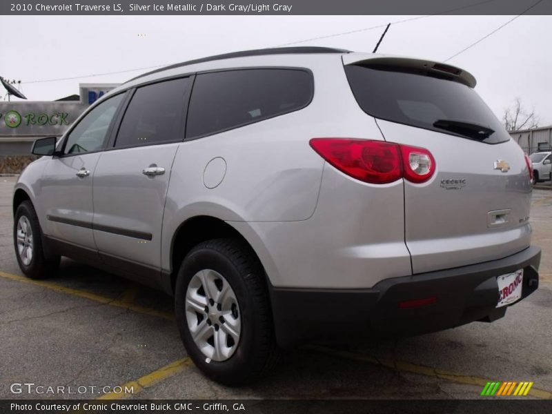 Silver Ice Metallic / Dark Gray/Light Gray 2010 Chevrolet Traverse LS