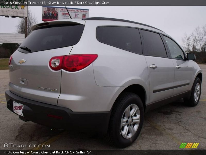 Silver Ice Metallic / Dark Gray/Light Gray 2010 Chevrolet Traverse LS