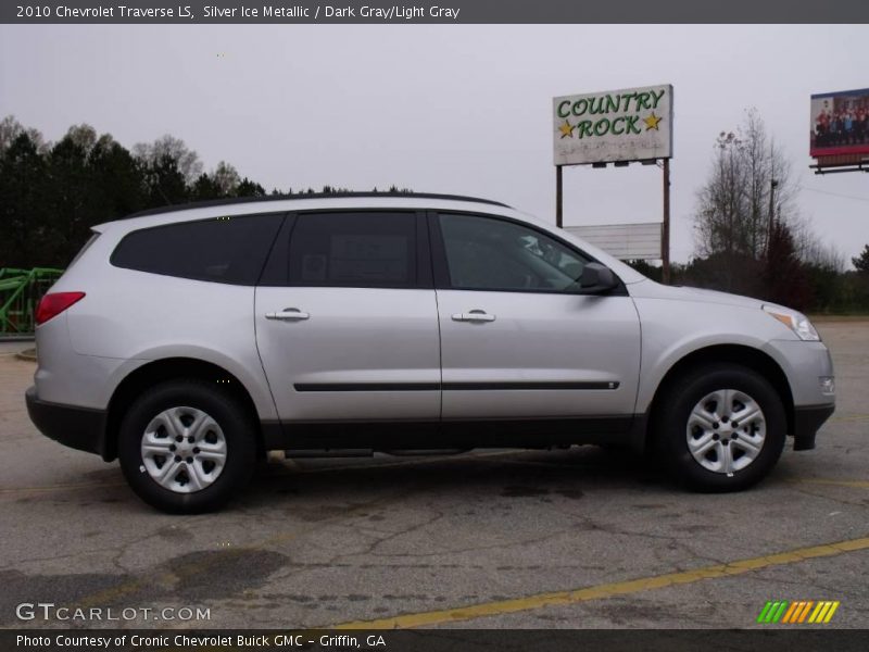 Silver Ice Metallic / Dark Gray/Light Gray 2010 Chevrolet Traverse LS