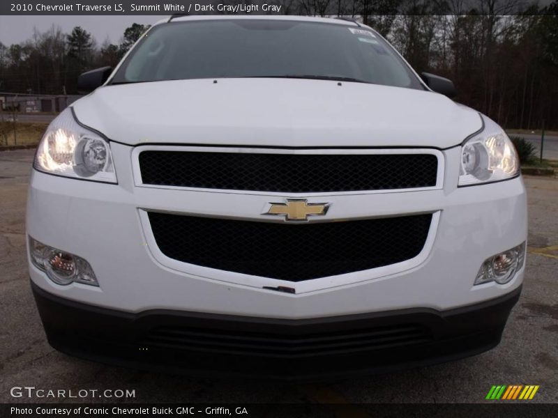 Summit White / Dark Gray/Light Gray 2010 Chevrolet Traverse LS